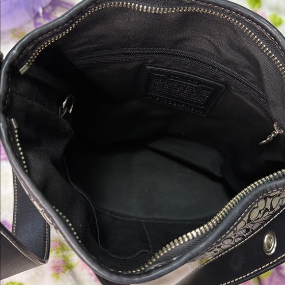 Coach Black Patterned Shoulder Crossbody Bag W/ Adjustable Strap - Picture 11 of 17